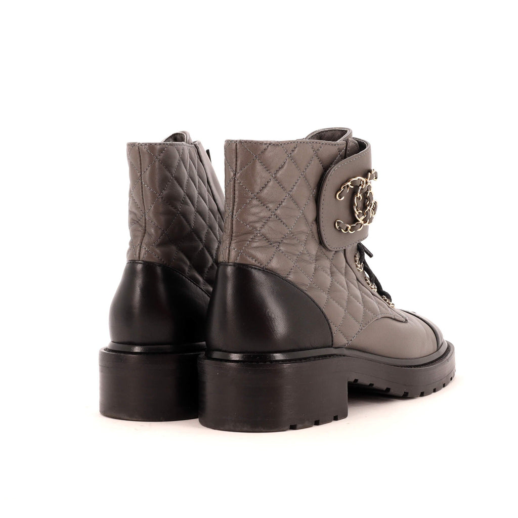 Women's Chain CC Cap Toe Lace Up Combat Boots Quilted Leather