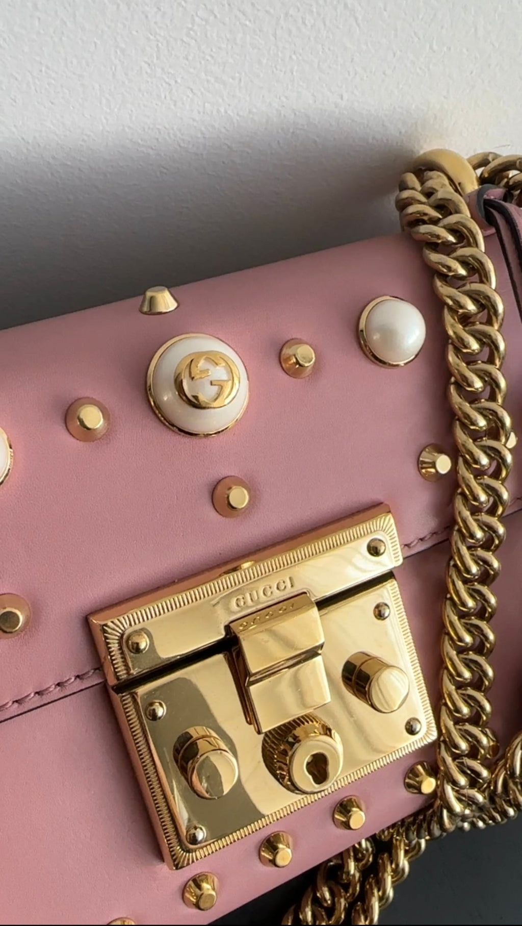 Gucci Small Quartz Pink Pearly Padlock Chain Bag
