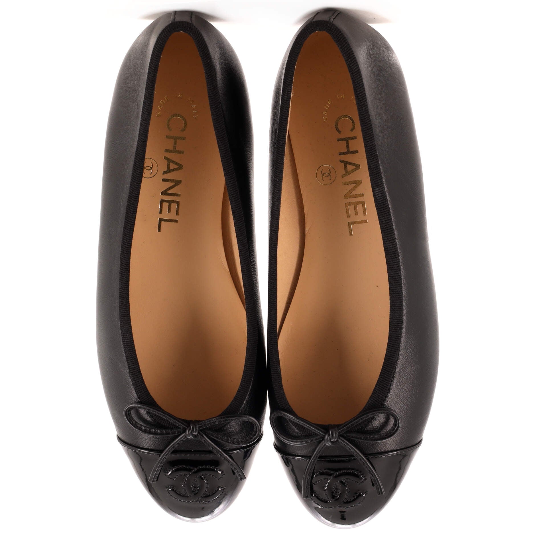 Women's CC Cap Toe Bow Ballerina Flats Leather and Patent