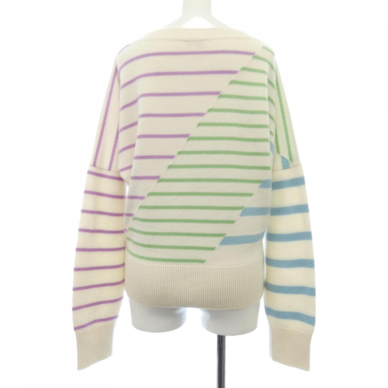 Chanel P62885K48446 Cashmere Knit