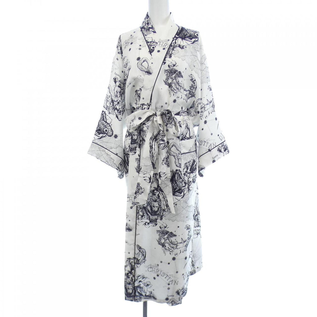 Christian Dior 100% Silk Coat