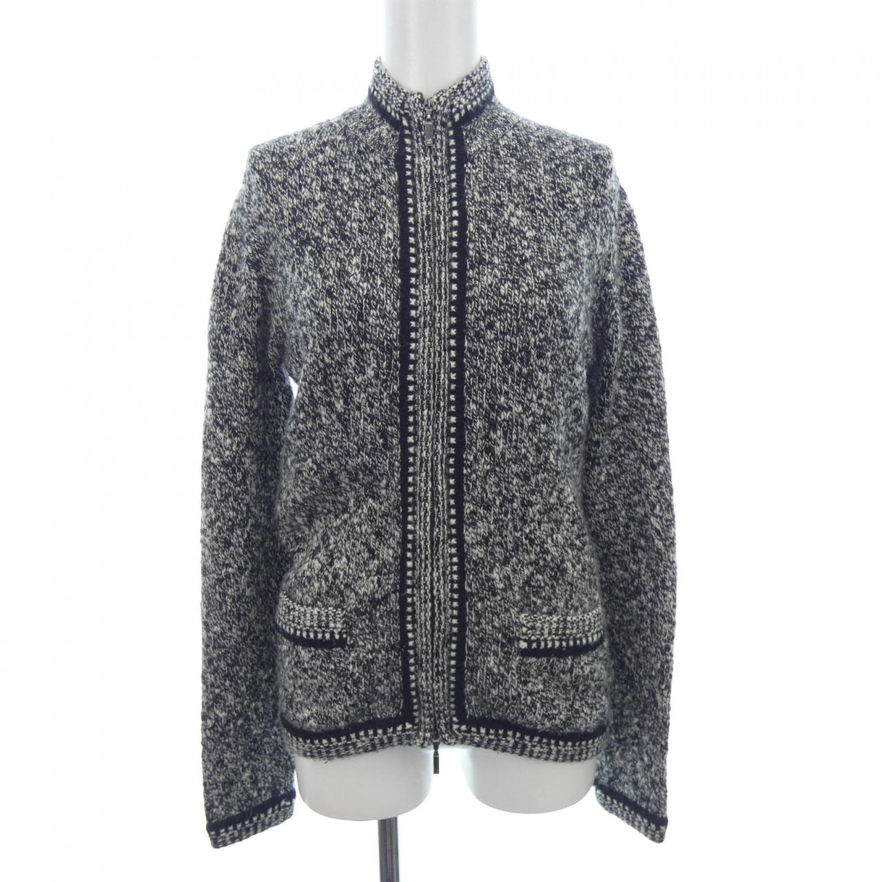 Chanel P26601V00005 Cashmere igan