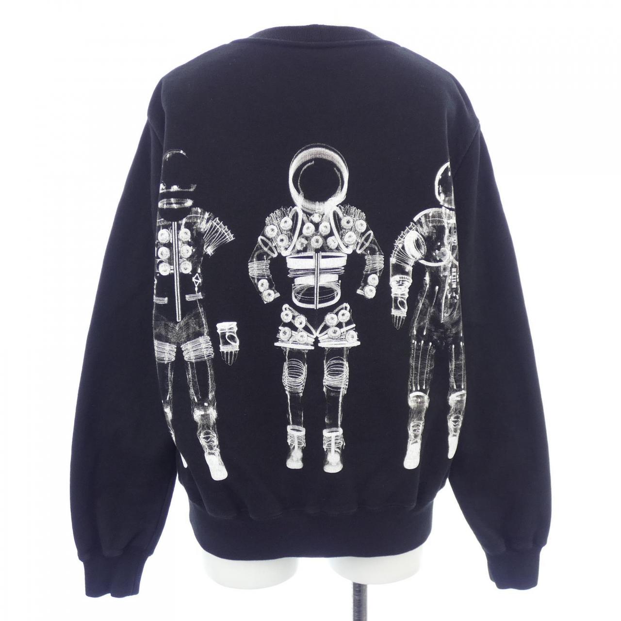 Chanel P57465K07601 17K Sweatshirt