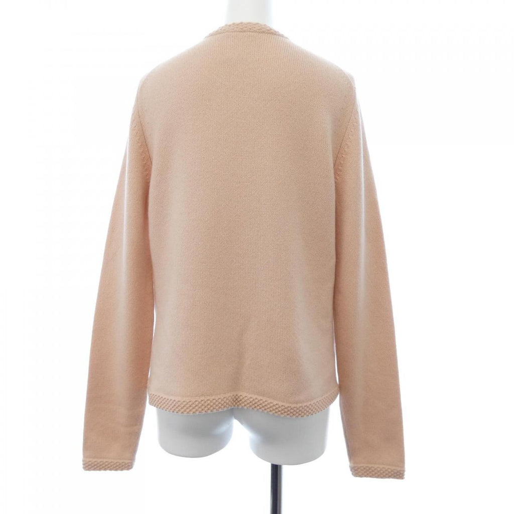 Chanel P25394V01833 Cashmere igan