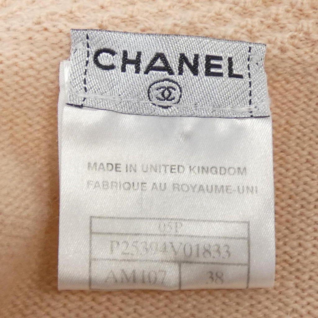 Chanel P25394V01833 Cashmere igan
