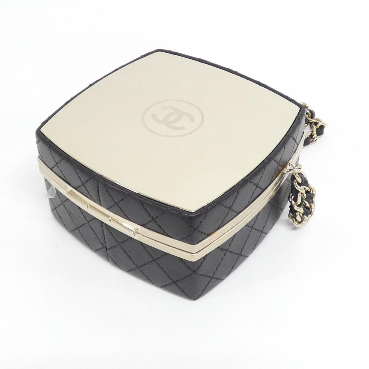 Chanel AP2398 Lambskin Chain Clutch