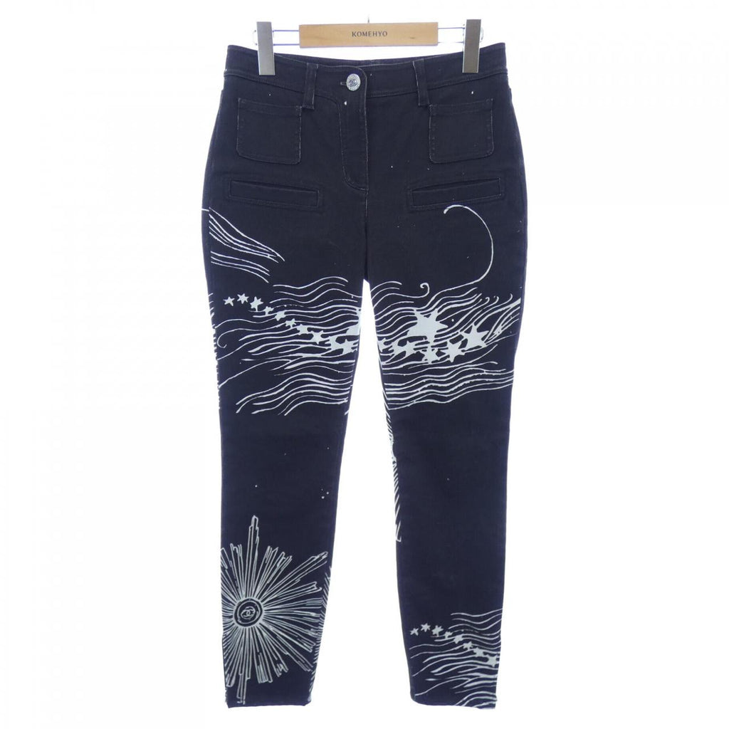 Chanel P71979V63579 Jeans