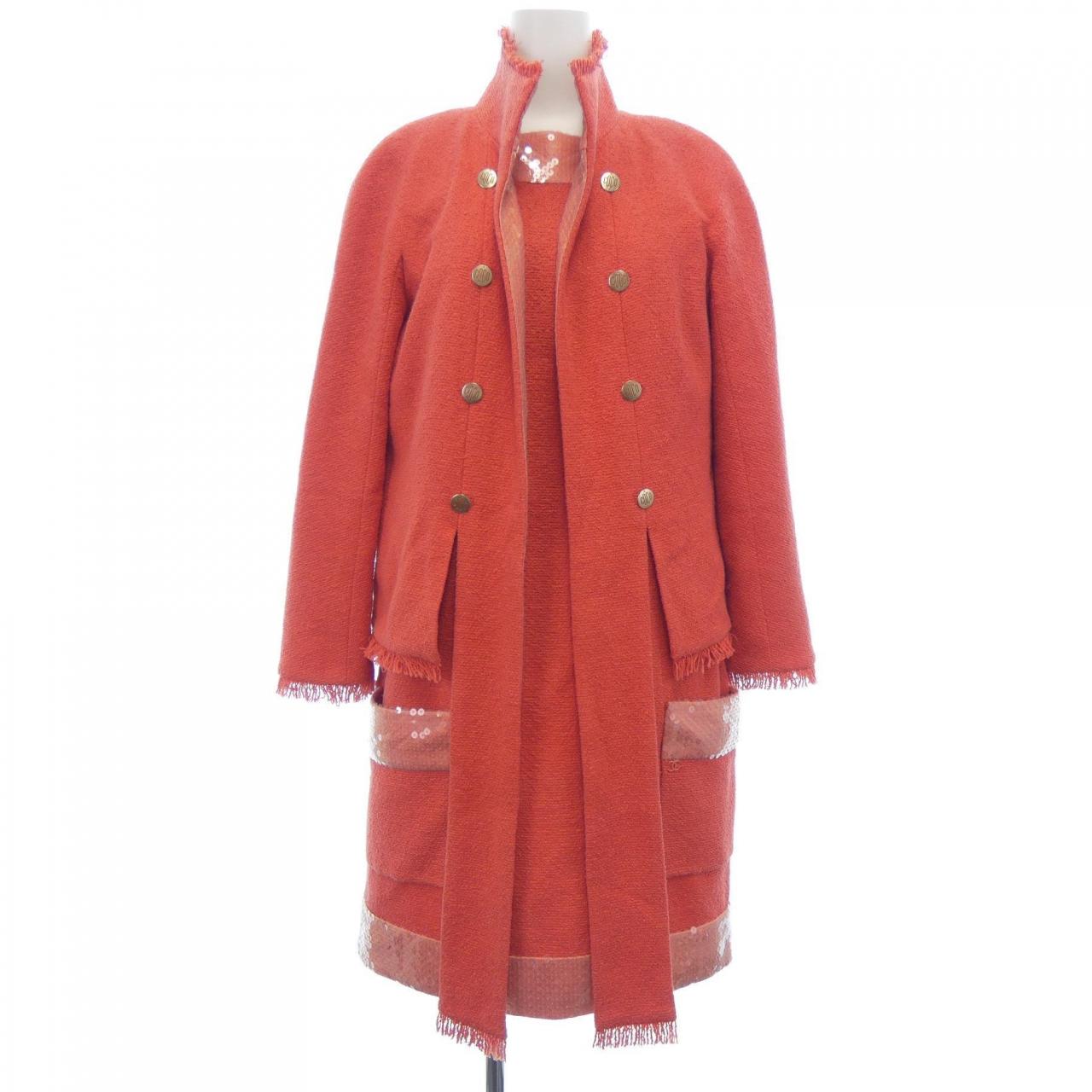 Chanel P32399W04065 08C Suit