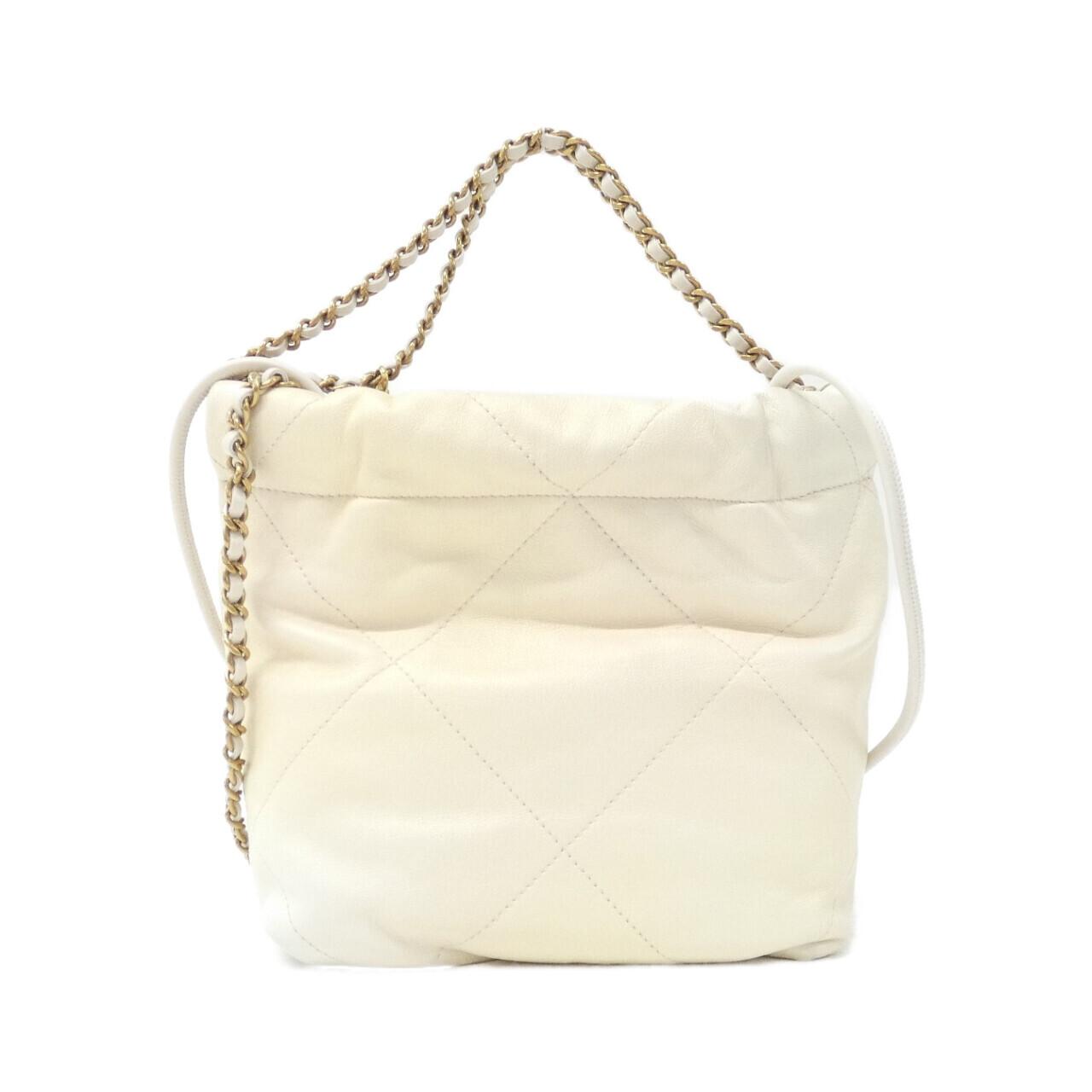 Chanel Chanel 22 Pearly Shade Calfskin Bag