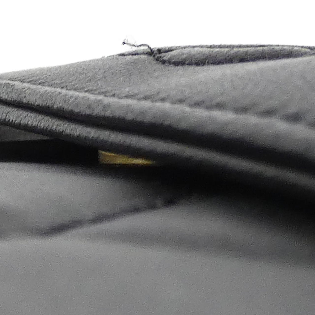 Chanel AS1823 Lambskin Shoulder Bag