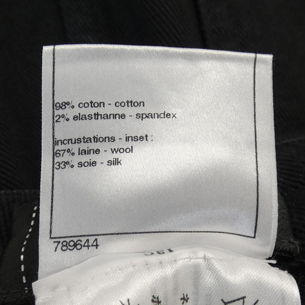 Chanel P36850V26732 Jeans