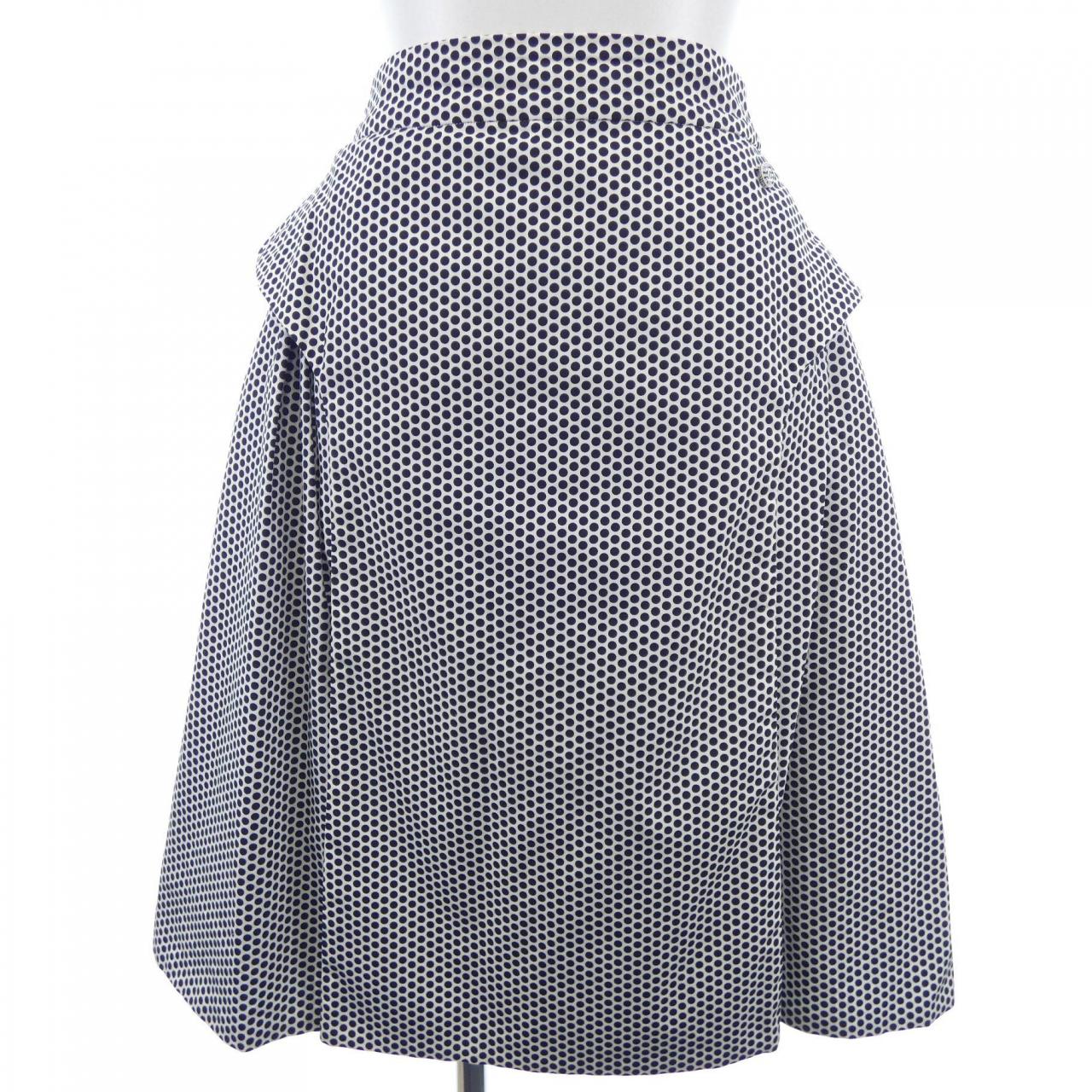 Chanel P60229V45713 19C Skirt