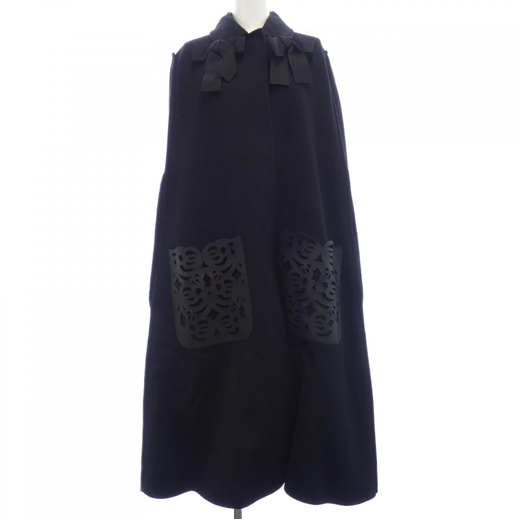 Fendi FF8338 W1D Cape