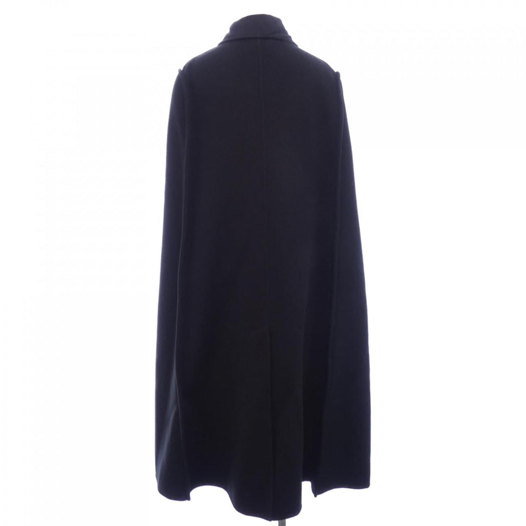 Fendi FF8338 W1D Cape
