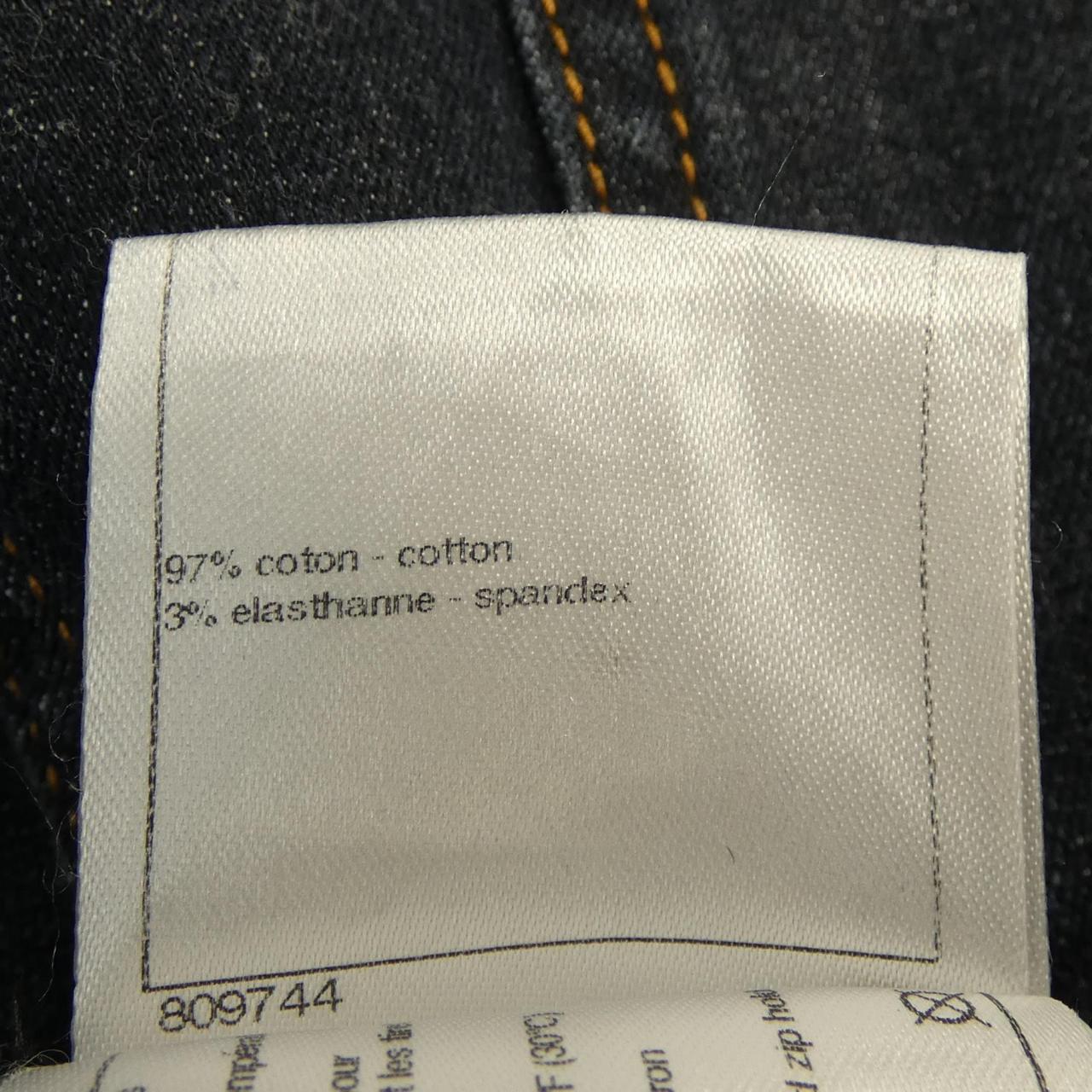 Chanel P47726V35865 14P Jeans