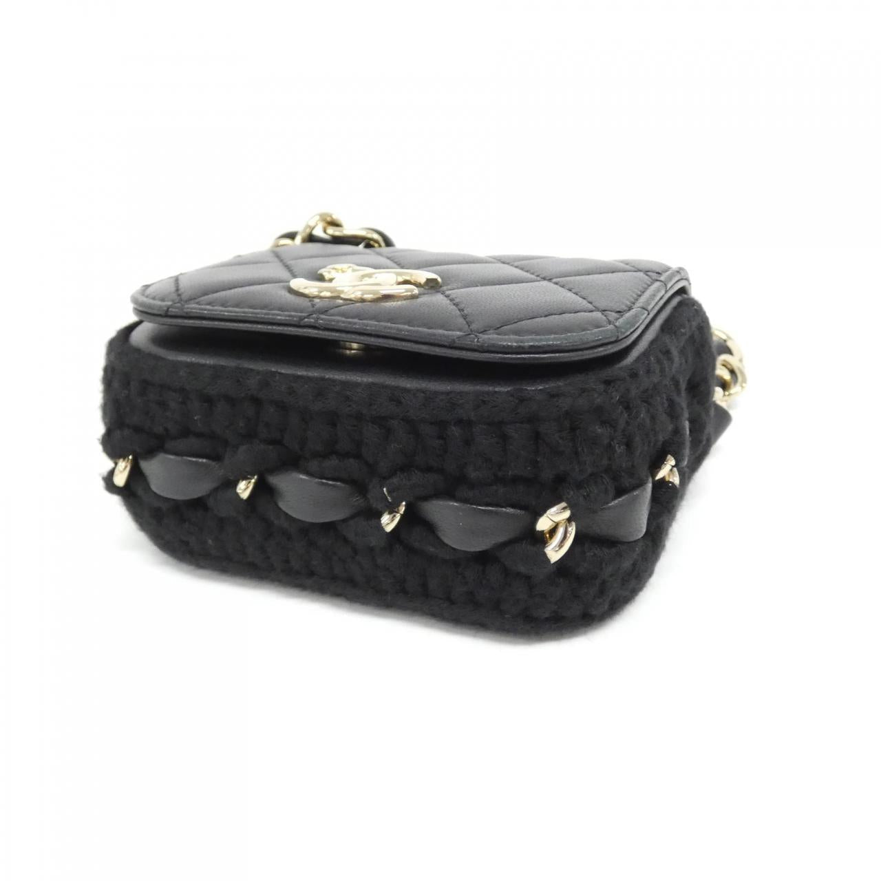 Chanel AP2532 Lamb Knit Chain Clutch