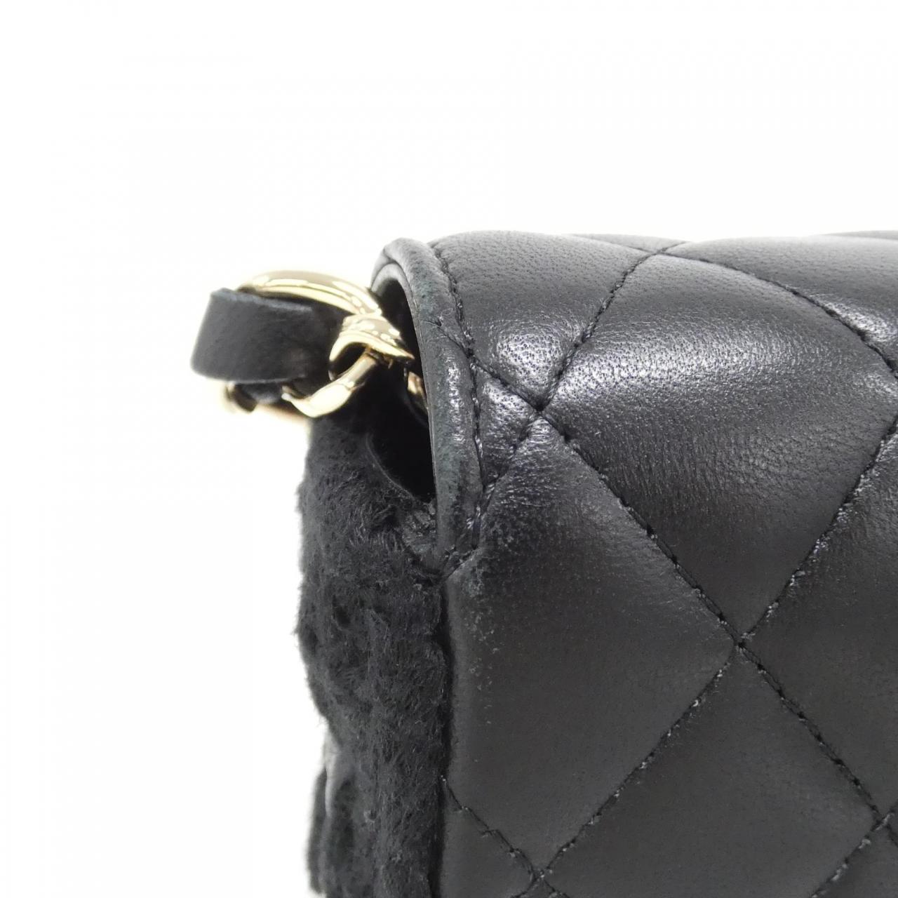 Chanel AP2532 Lamb Knit Chain Clutch