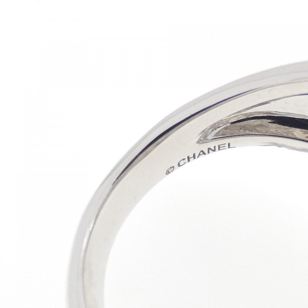 Chanel Sous le Signe du Lion 750 White Gold Diamond Ring