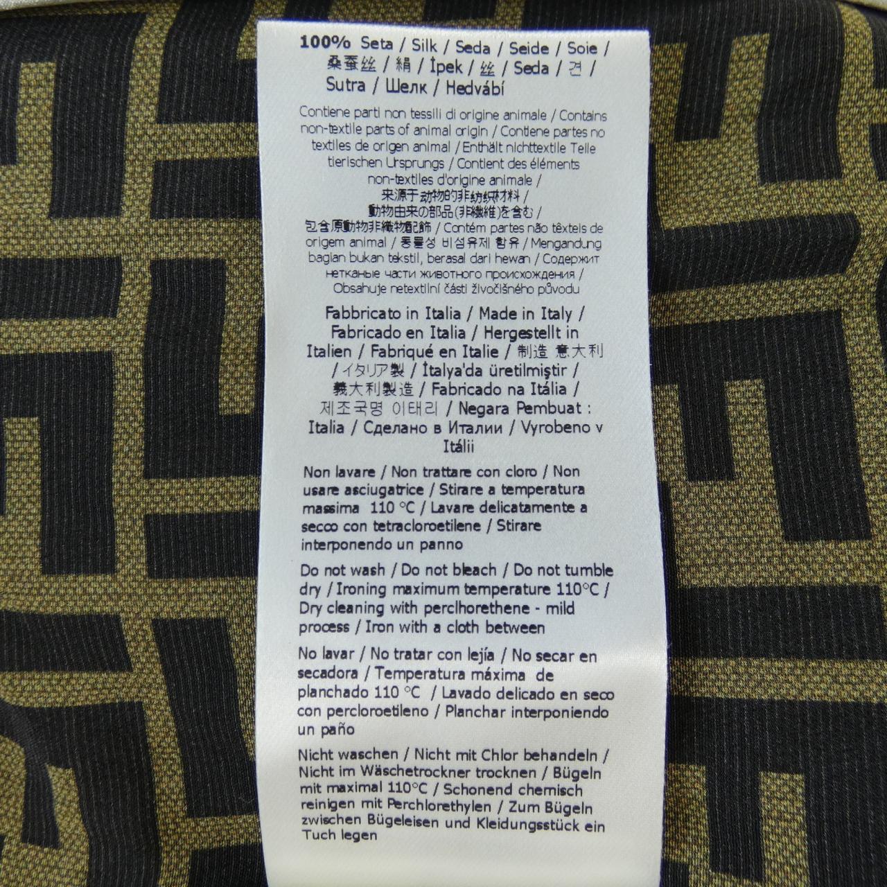 Fendi FF8719 A5W3 Coat