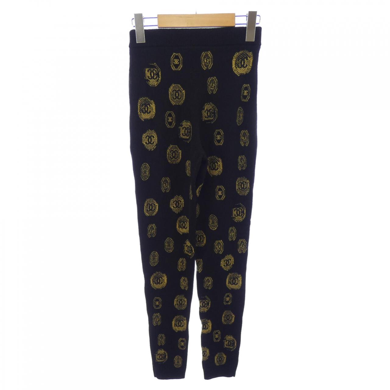 Chanel P70995K10160 Cashmere Leggings
