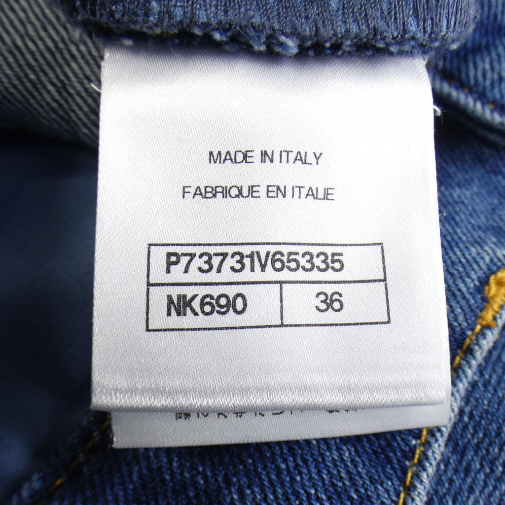 Chanel P73731V65335 Jeans