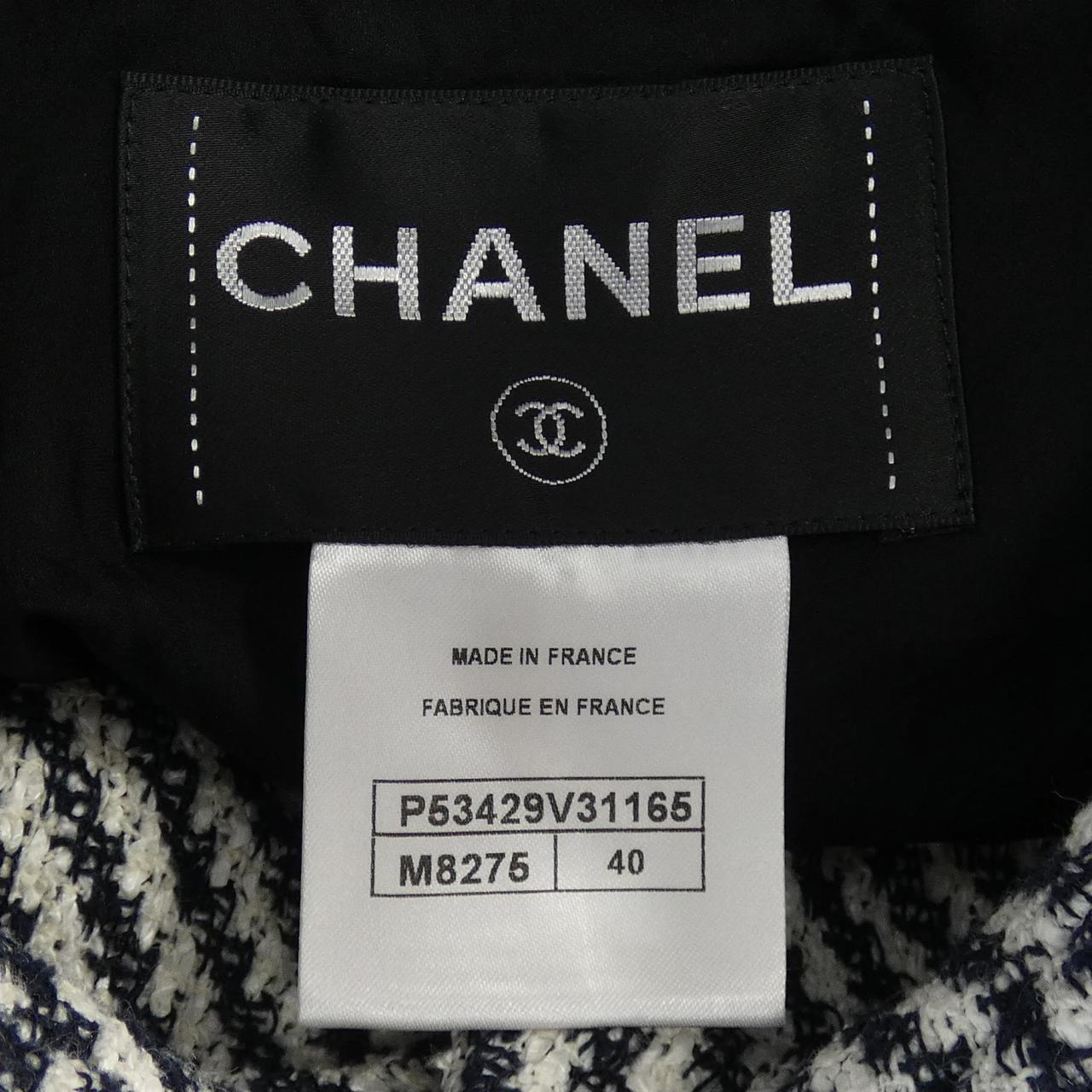 Chanel P53429V31165 16P Coat