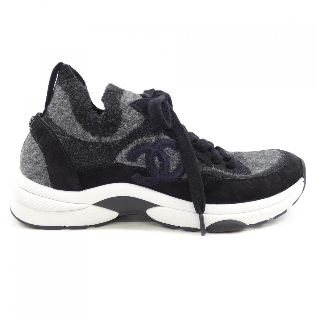 Chanel G38800Y55745 Fabric Suede Calfskin Sneaker