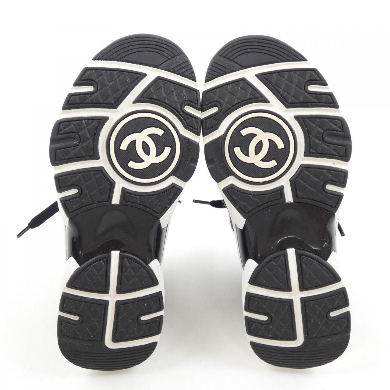 Chanel G38800Y55745 Fabric Suede Calfskin Sneaker