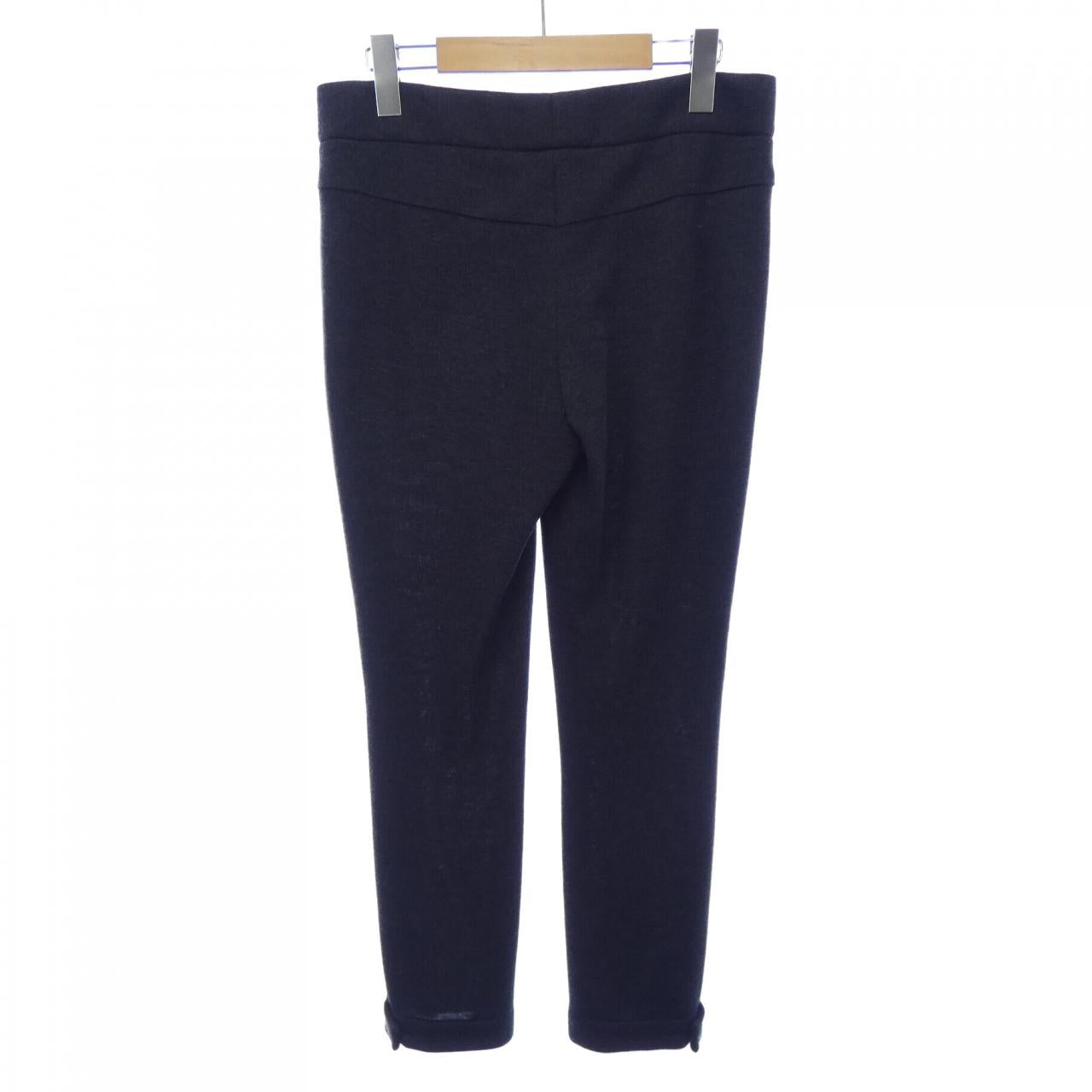 Chanel P44718V21513 Pants