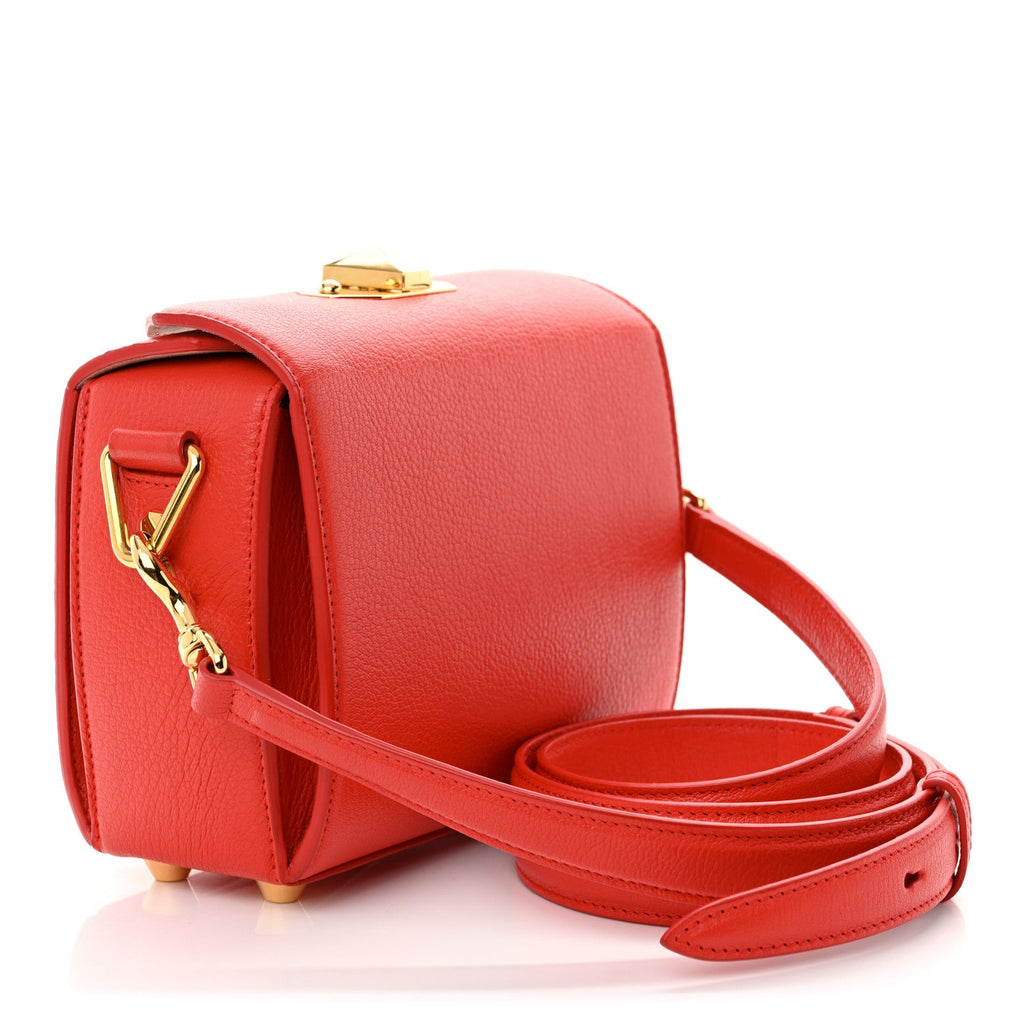 Fine Grain Goatskin Box Shoulder Bag 19 Red