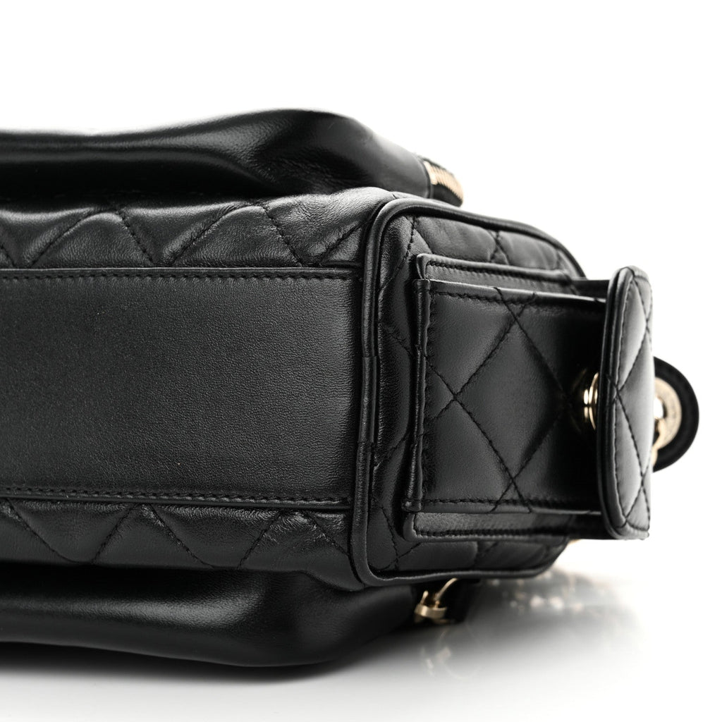 Shiny Crumpled Lambskin Quilted Small Preppy Pocket Camera Case Black