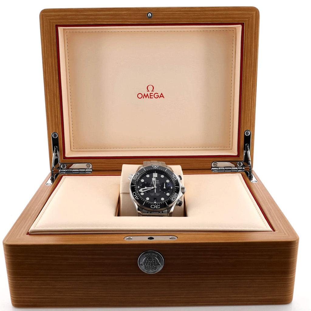 Seamaster Professional Diver 300M Co-Axial Master Chronometer Chronograph Automatic Watch Stainless Steel 44