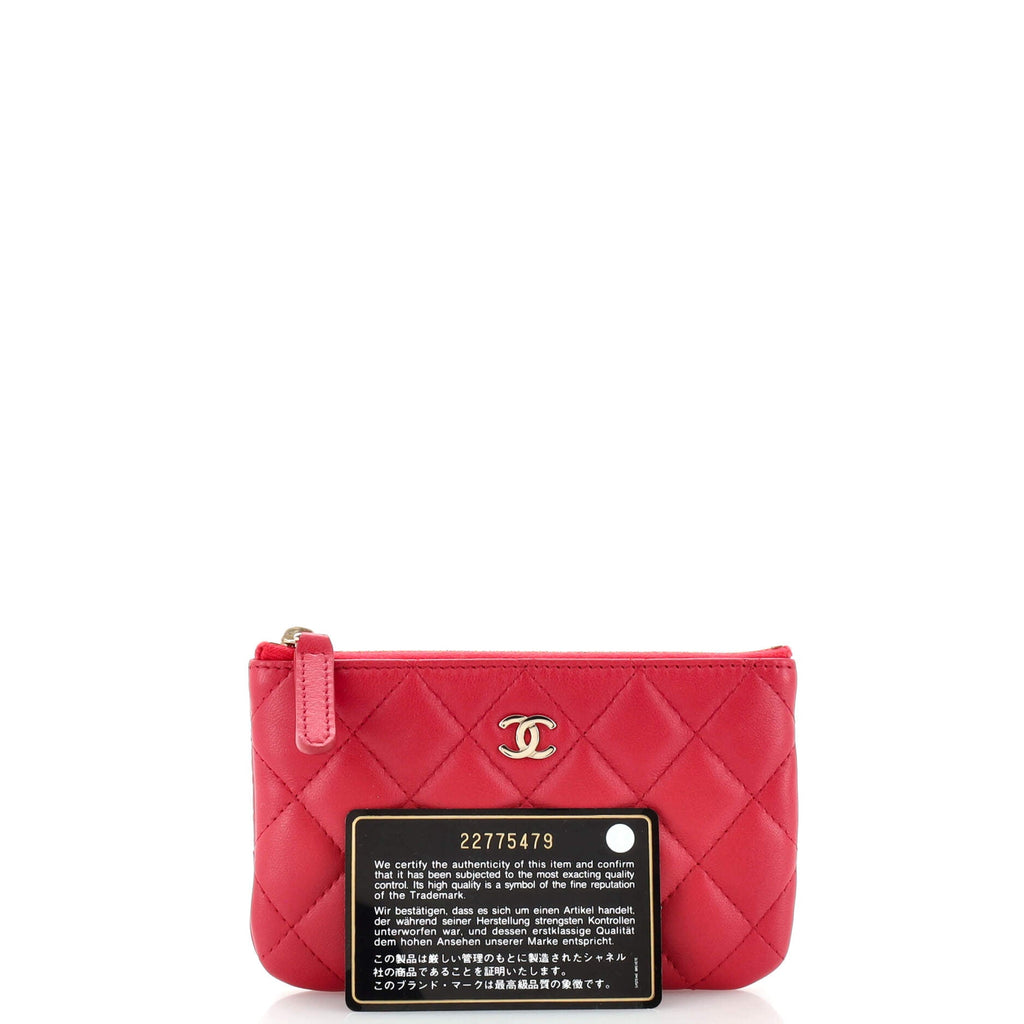 Classic O Case Pouch Quilted Lambskin Mini
