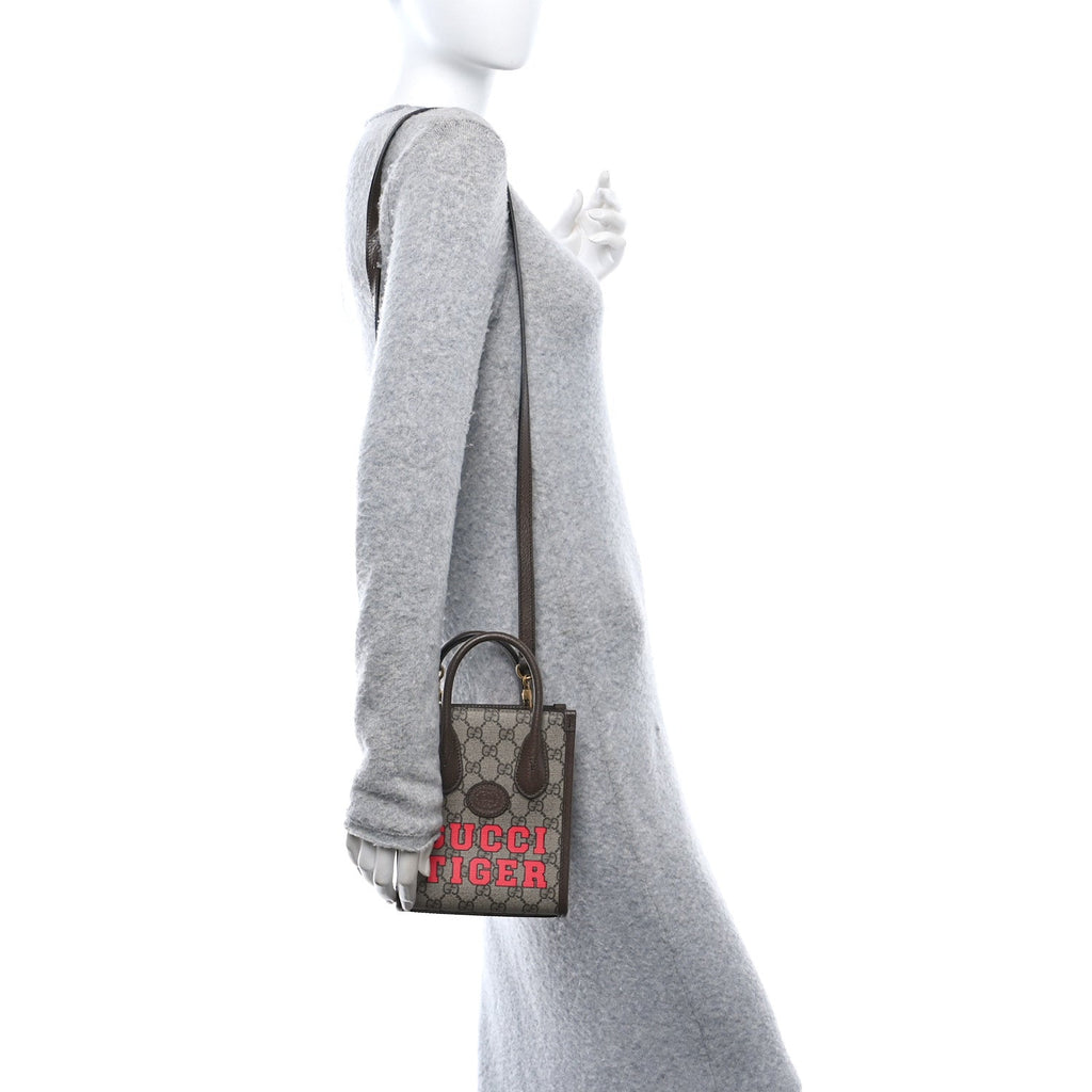 GG Supreme Monogram Textured Dollar Calfskin Web Gucci Tiger Mini Retro Interlocking G Tote Bag Beige Ebony Live Red New Shamarock New Acero