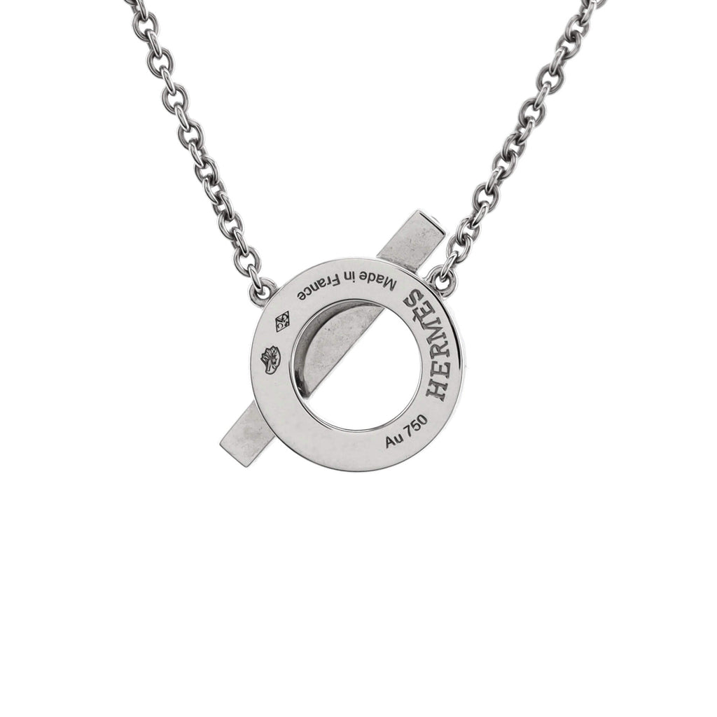 Finesse Pendant Necklace 18K White Gold and Diamonds