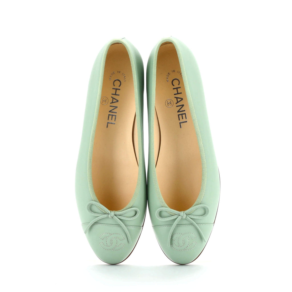 Women's CC Cap Toe Bow Ballerina Flats Leather