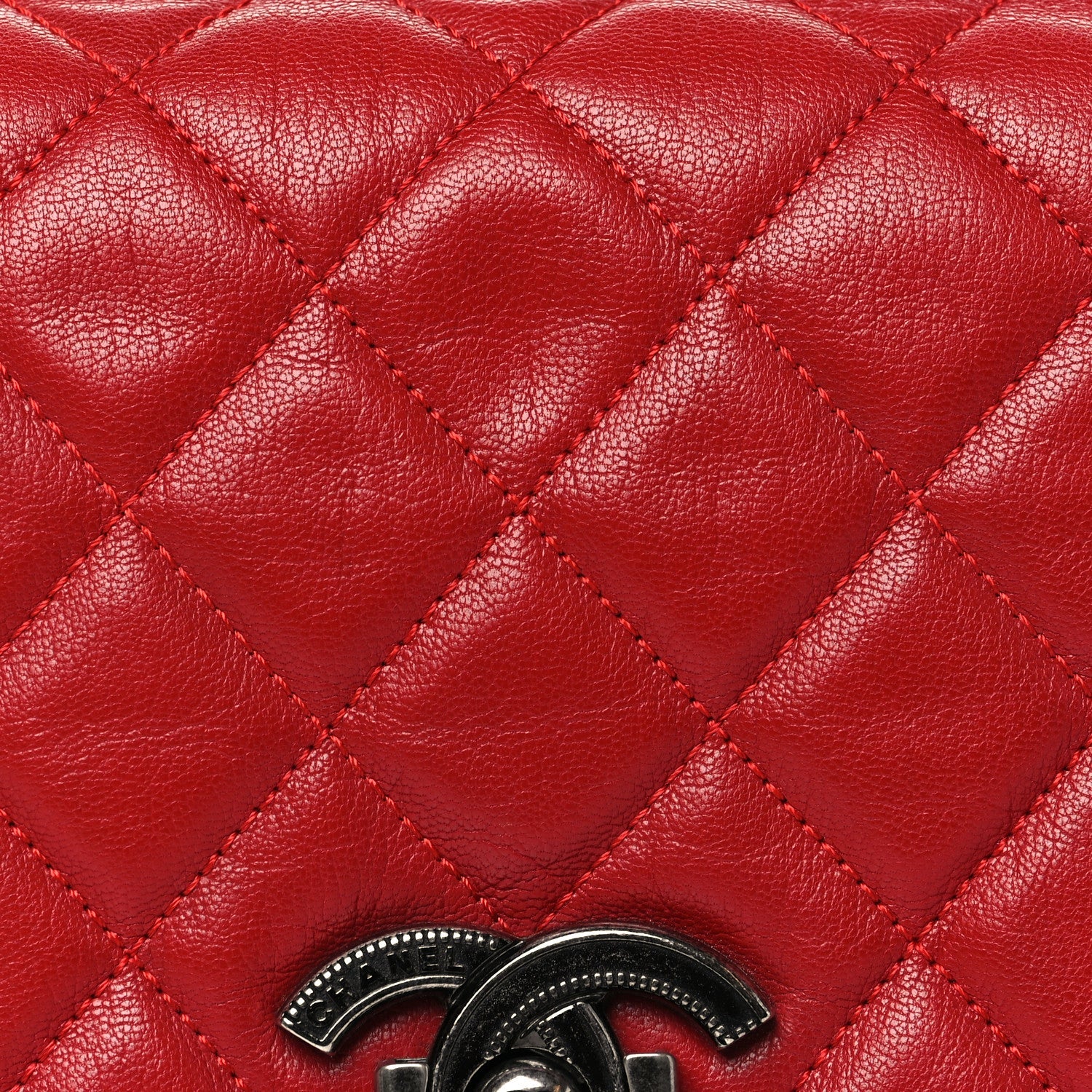 Goatskin Quilted Medium City Rock Flap Red