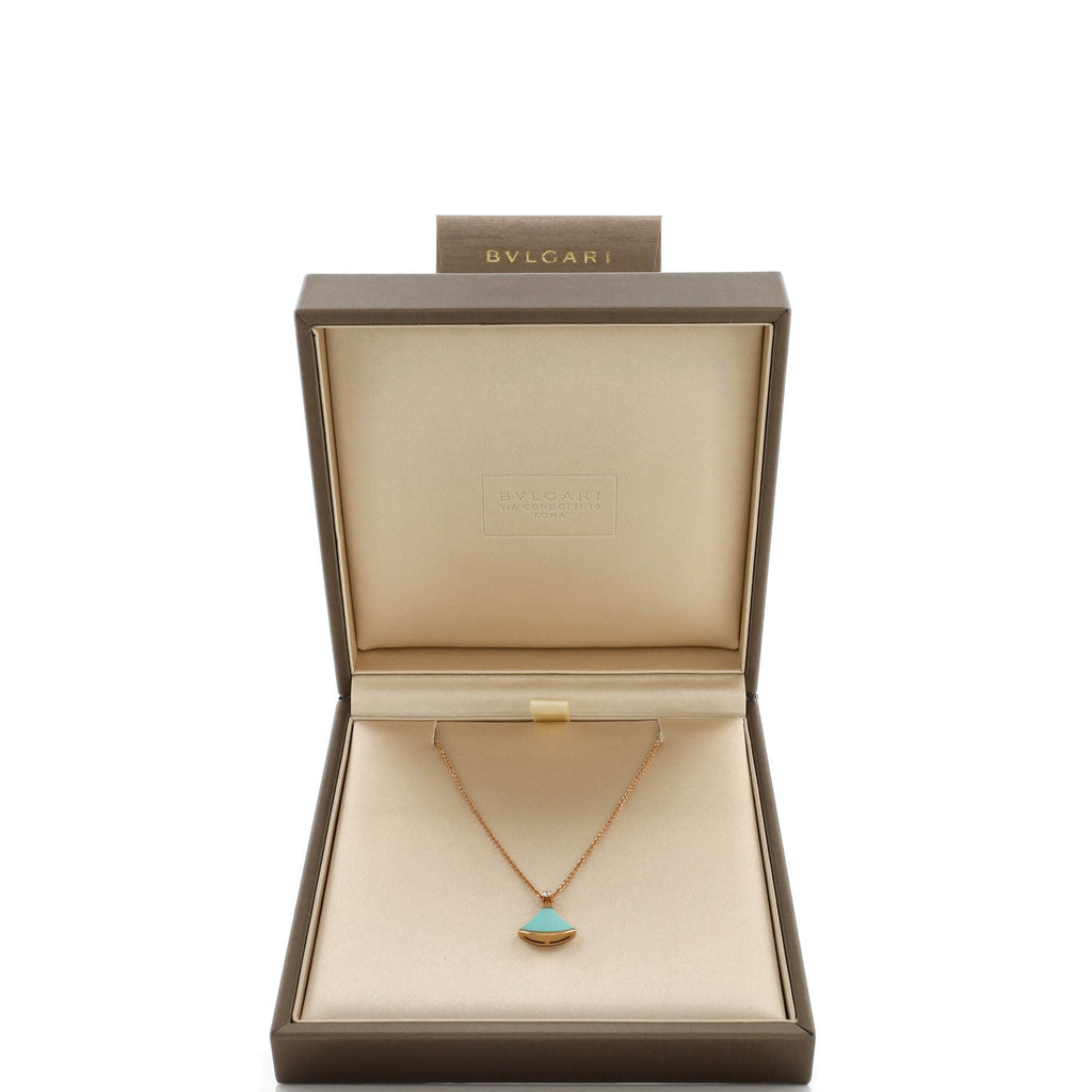 Divas' Dream Pendant Necklace 18K Rose Gold with Turquoise and Diamond Small