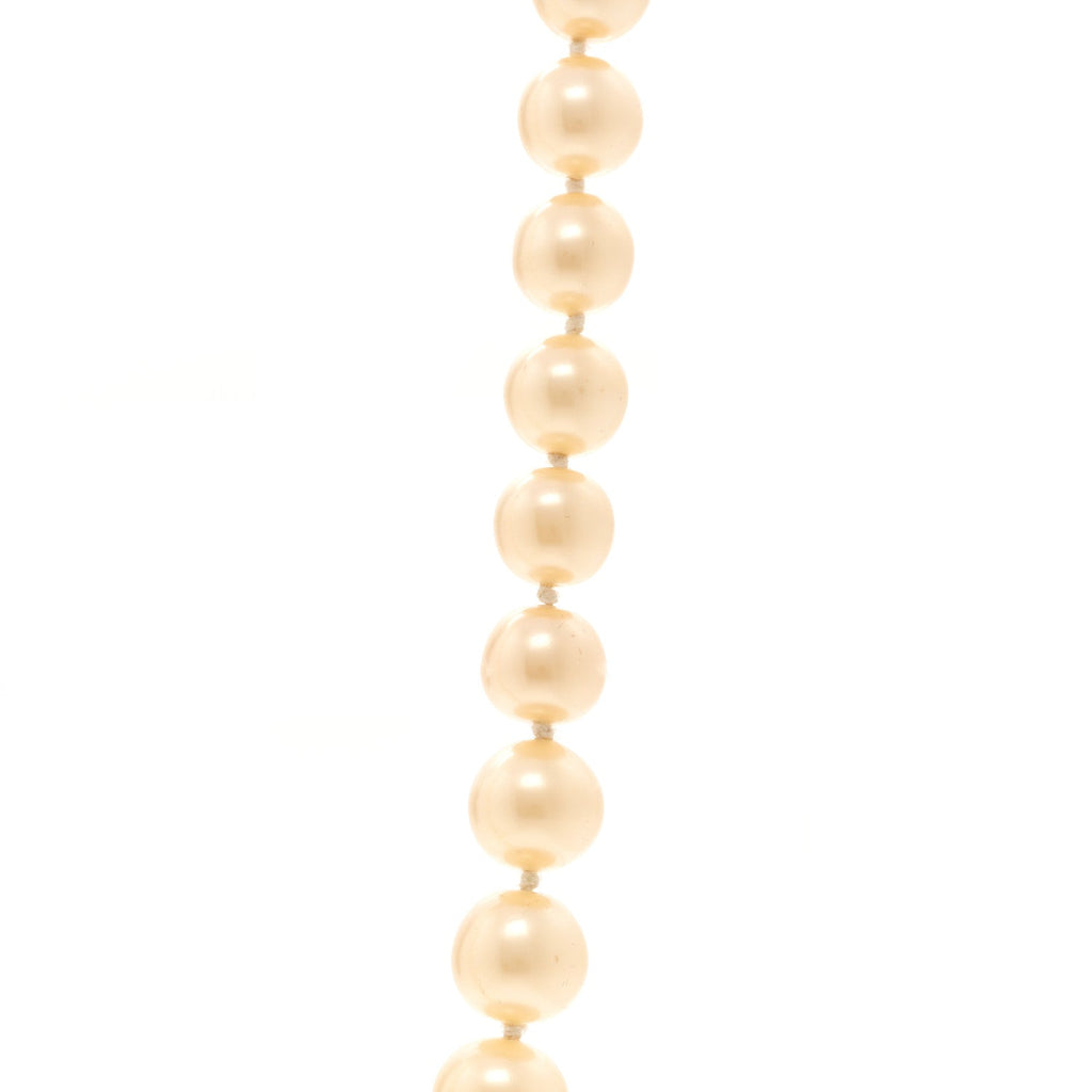 Graduated Pearl Long Necklace Gold White