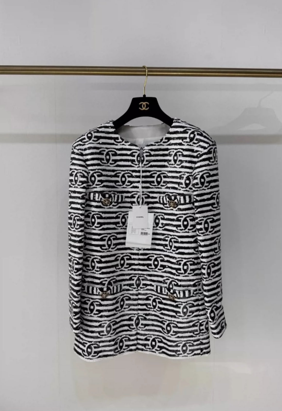Chanel 22SS black and white jacket