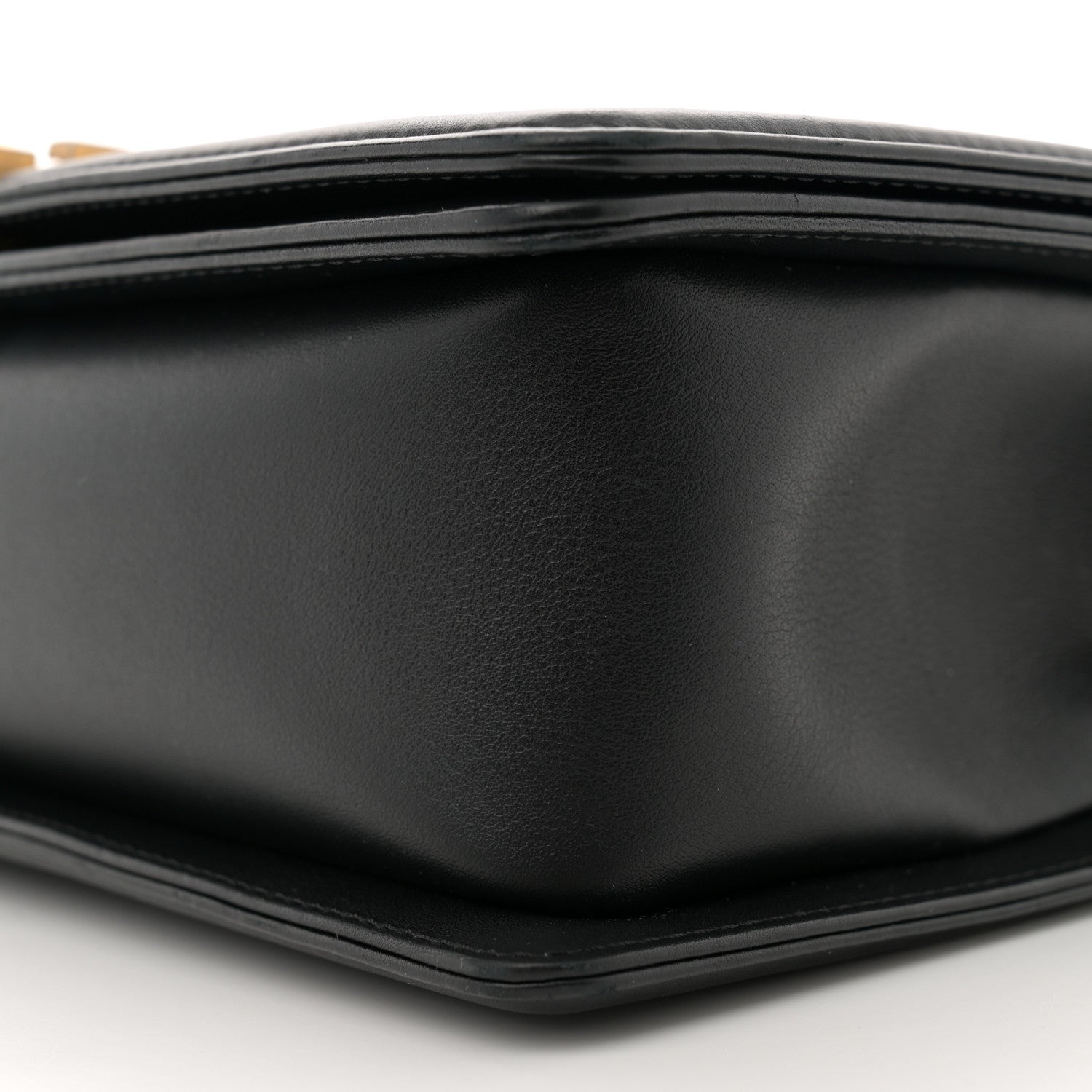 Calfskin Chevron Quilted New Medium Boy Flap Black
