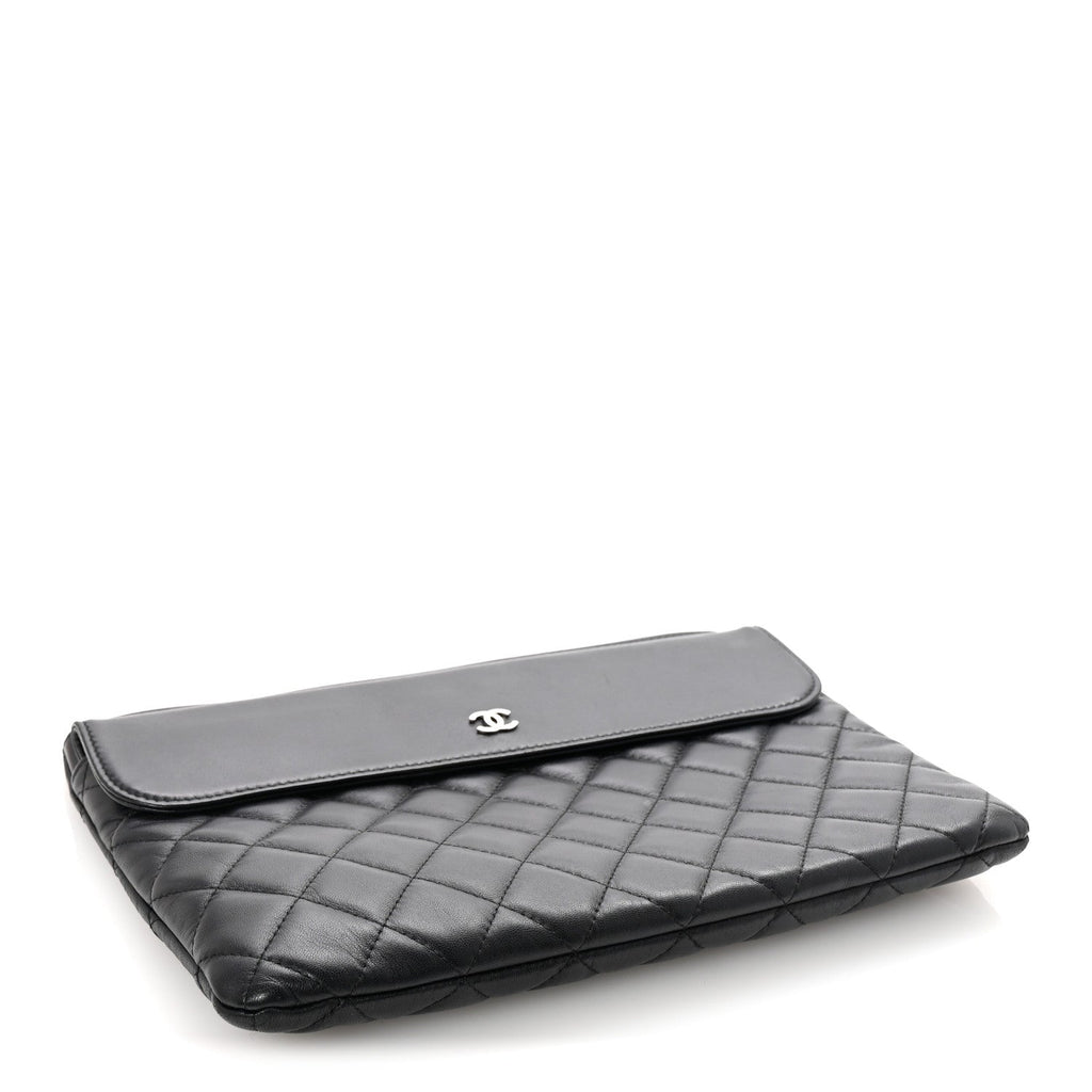 Lambskin Quilted Medium Flap Cosmetic Case Black