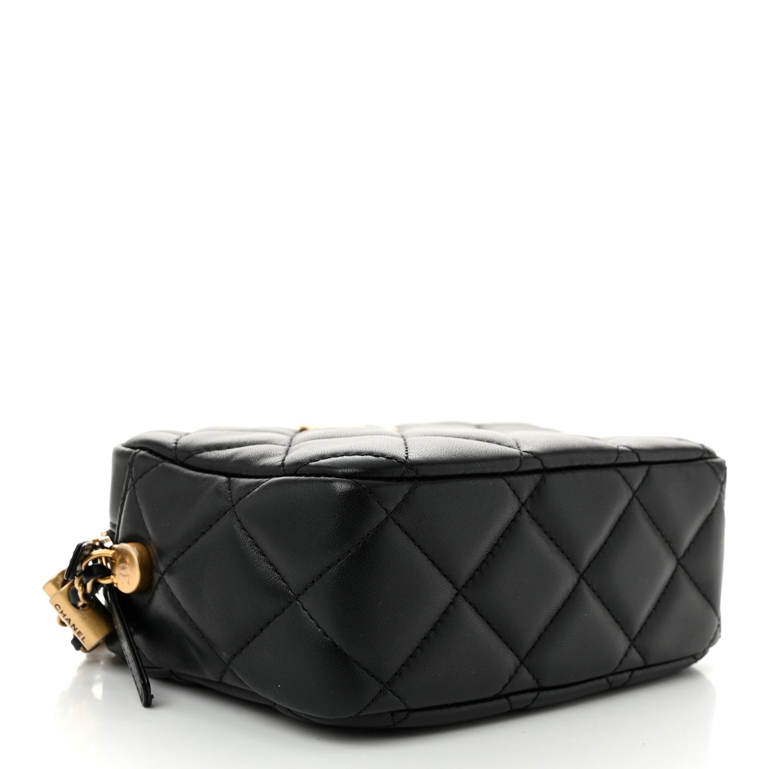 Lambskin Quilted Pearl Chain Camera Case Black