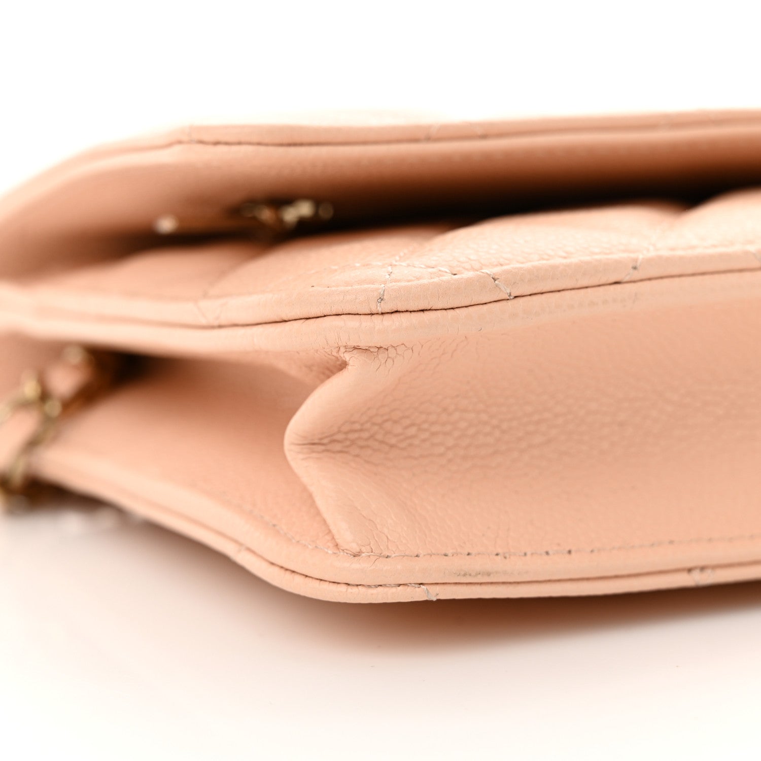 Caviar Quilted Wallet on Chain WOC Light Pink