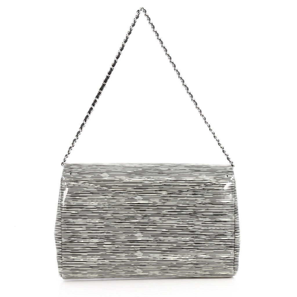 Clutch with Chain Printed Patent
