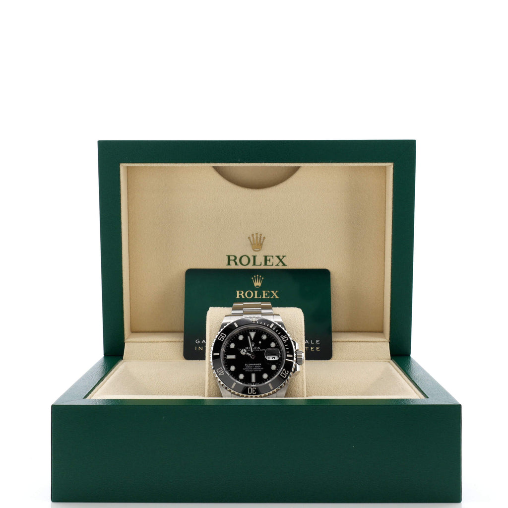 Oyster Perpetual Submariner Date Automatic Watch Stainless Steel and Cerachrom 41