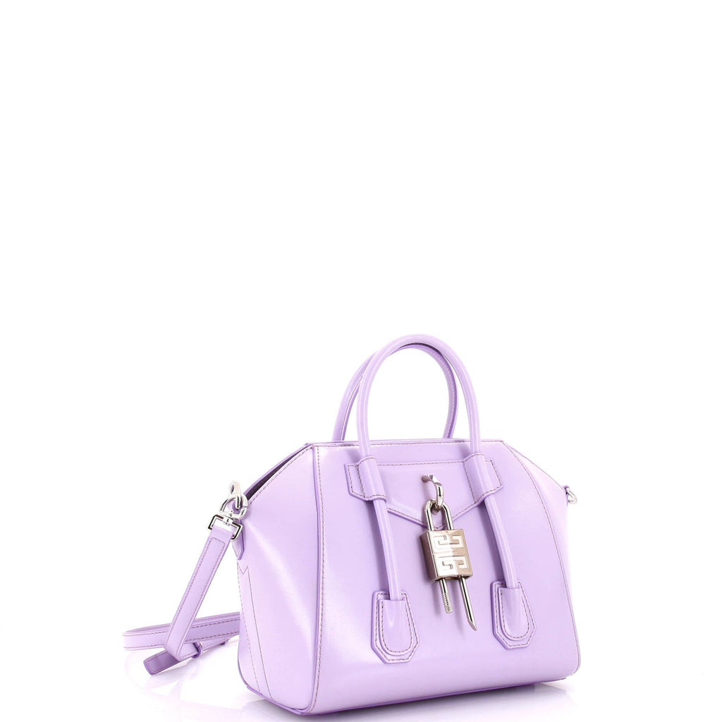 Antigona Lock Bag Leather Mini