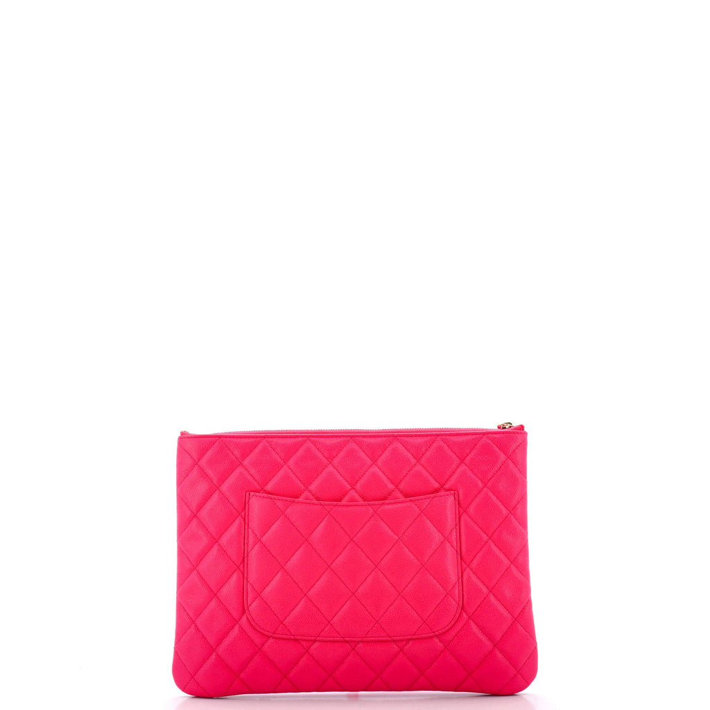 O Case Clutch Quilted Caviar Medium