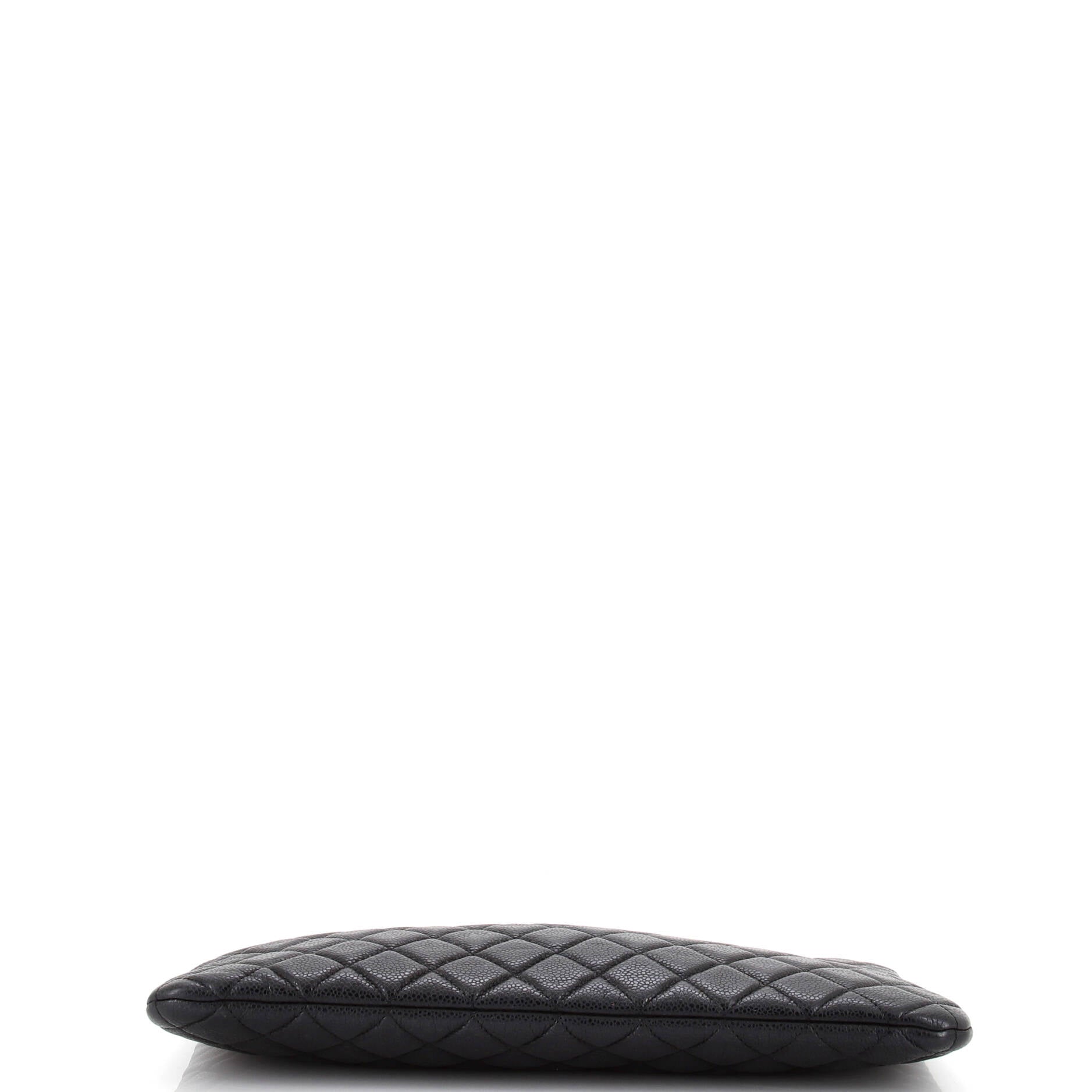O Case Clutch Quilted Caviar Large