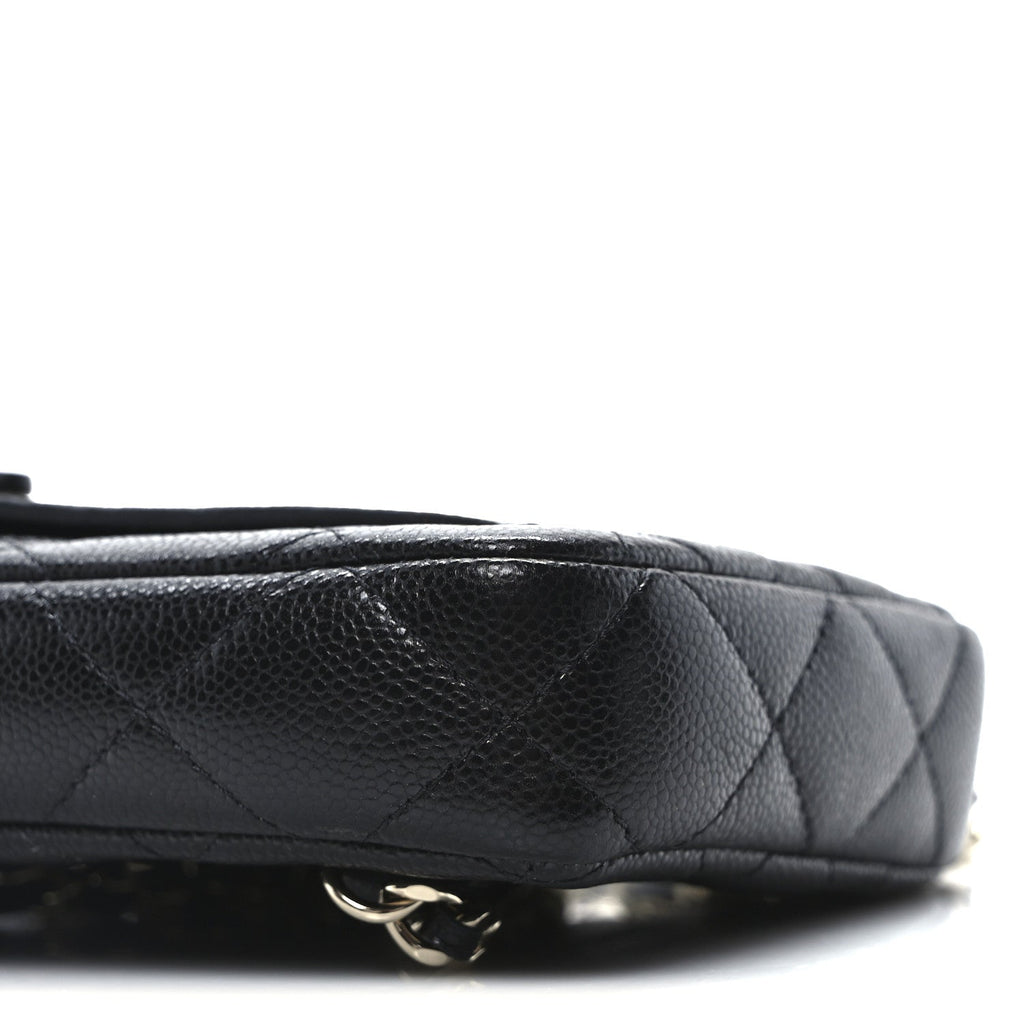 Caviar Quilted Phone Pocket With Chain WOC Black